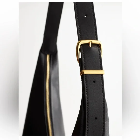 Madewell The Essential Curve Shoulder Bag - Picture 5 of 9